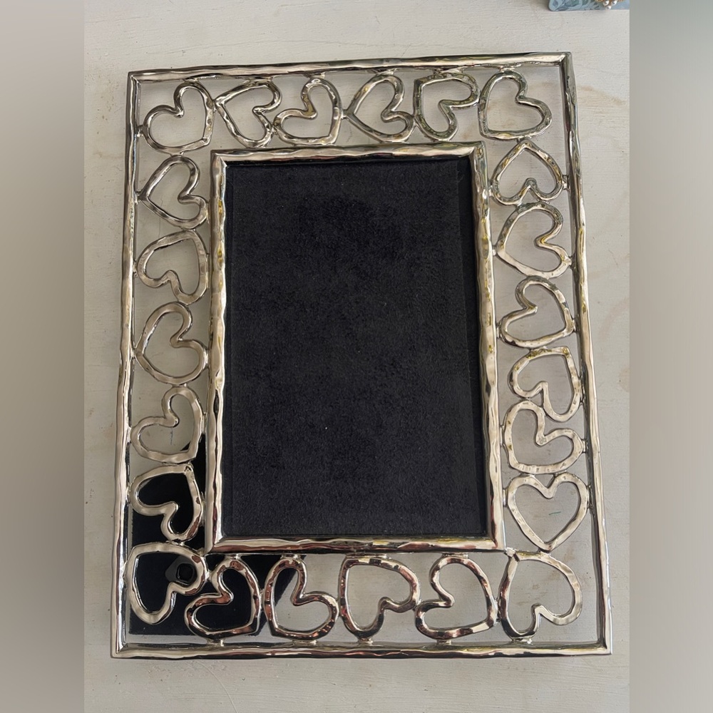 Michael Aram Nieman Marcus heart picture frame brand new